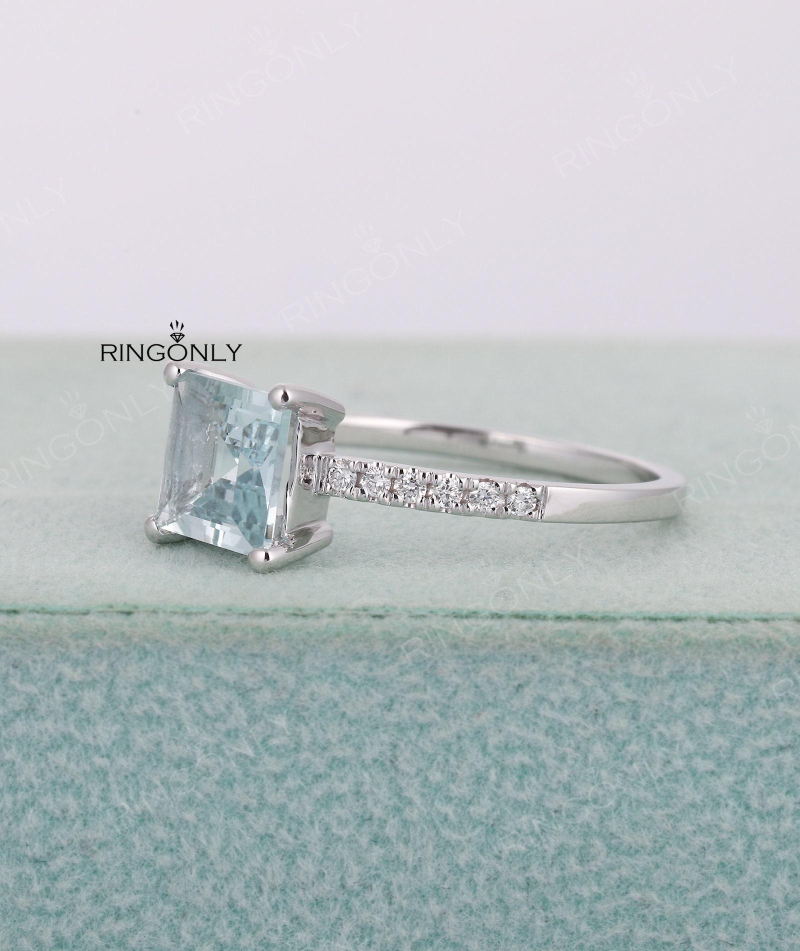 Princess Cut Aquamarin Verlobungsring Weißgold, Einfacher Diamantring Für Frauen, Halbe Eternity, Jubiläum, Geburtstagsgeschenk von RingOnly