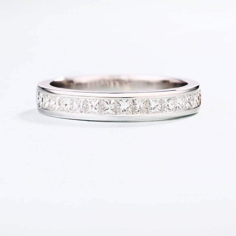 Princess Cut Trauring Weißgold Diamant Ehering Halbe Eternity Band Channel Set Zierliche Stapeln Versprechen Jubiläum Handgemachter Ring von RingOnly