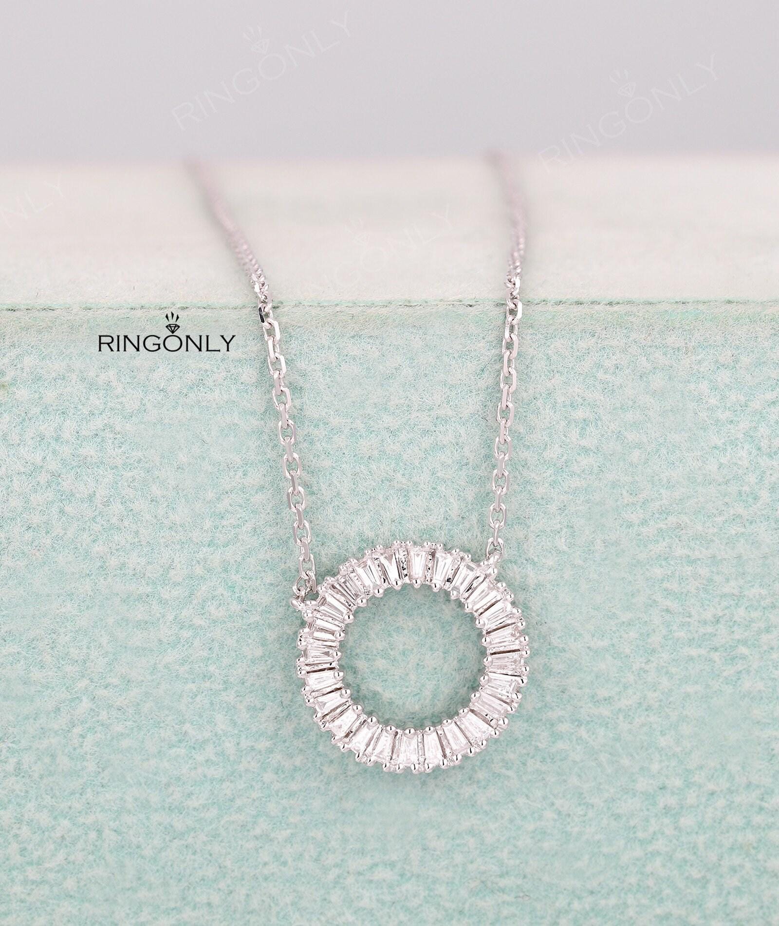 Runder Diamant Anhänger Halskette, Anhänger, Charm Einzigartige Verlobungshalskette, Einfache Hochzeitshalsketten von RingOnly