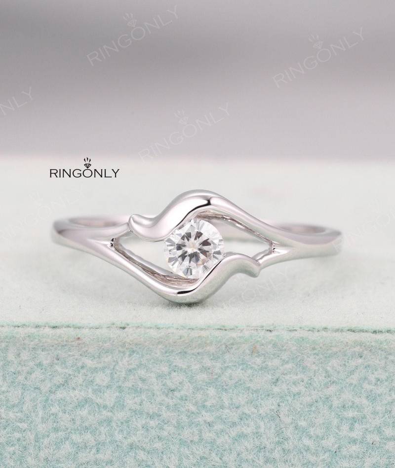 Solitär Verlobungsring Moissanite Frauen Hochzeit Einzigartige Art-Deco Brautschmucksachen Versprechen Jahrestag Tag von RingOnly
