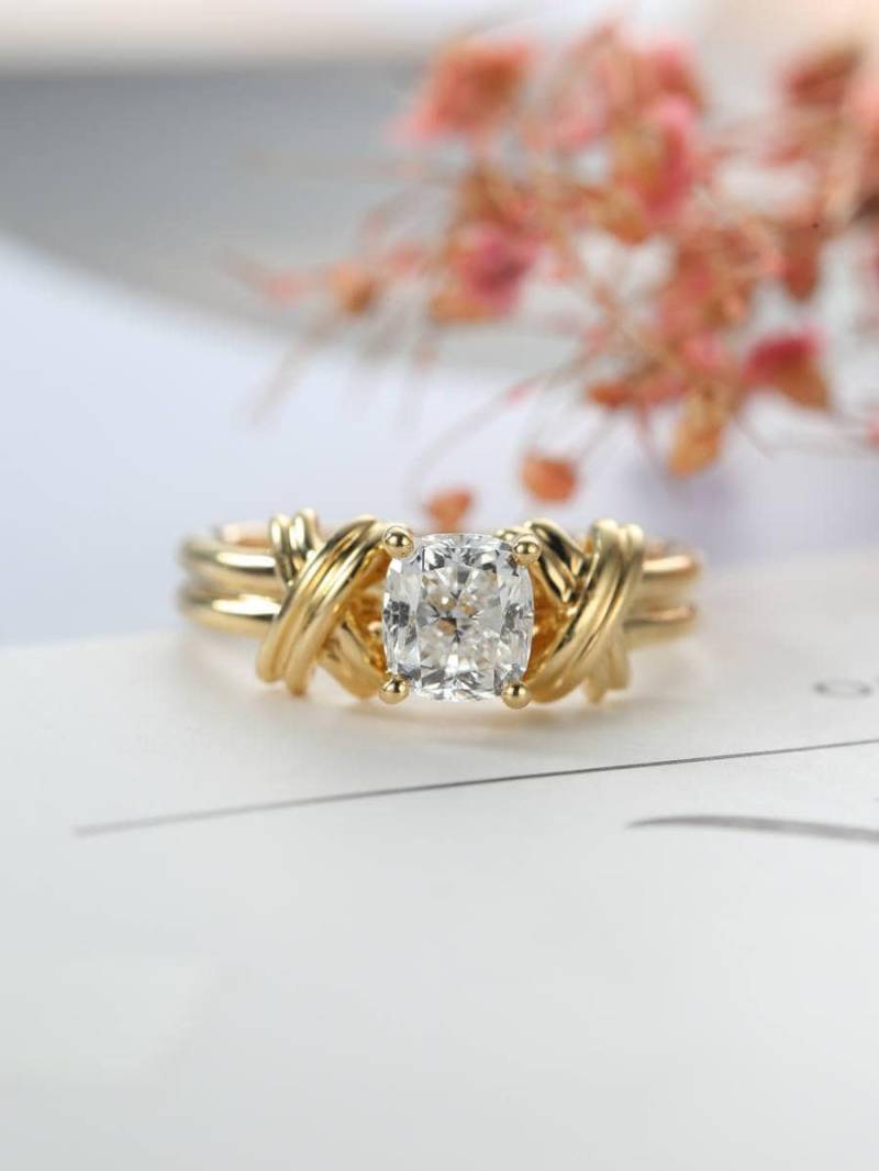 Vintage Verlobungsring Moissanite Frauen Hochzeit Antik Solitär Kissenschliff Einzigartige Doppelband Schmuck Jahrestag Geschenk von RingOnly