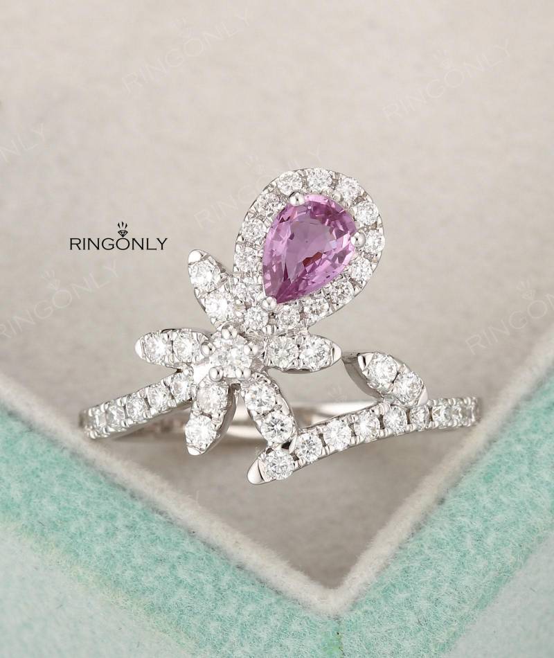 Violetter Saphir Ring in Weißgold, Vintage Ring, Tropfenförmiger Diamant Für Frauen von RingOnly