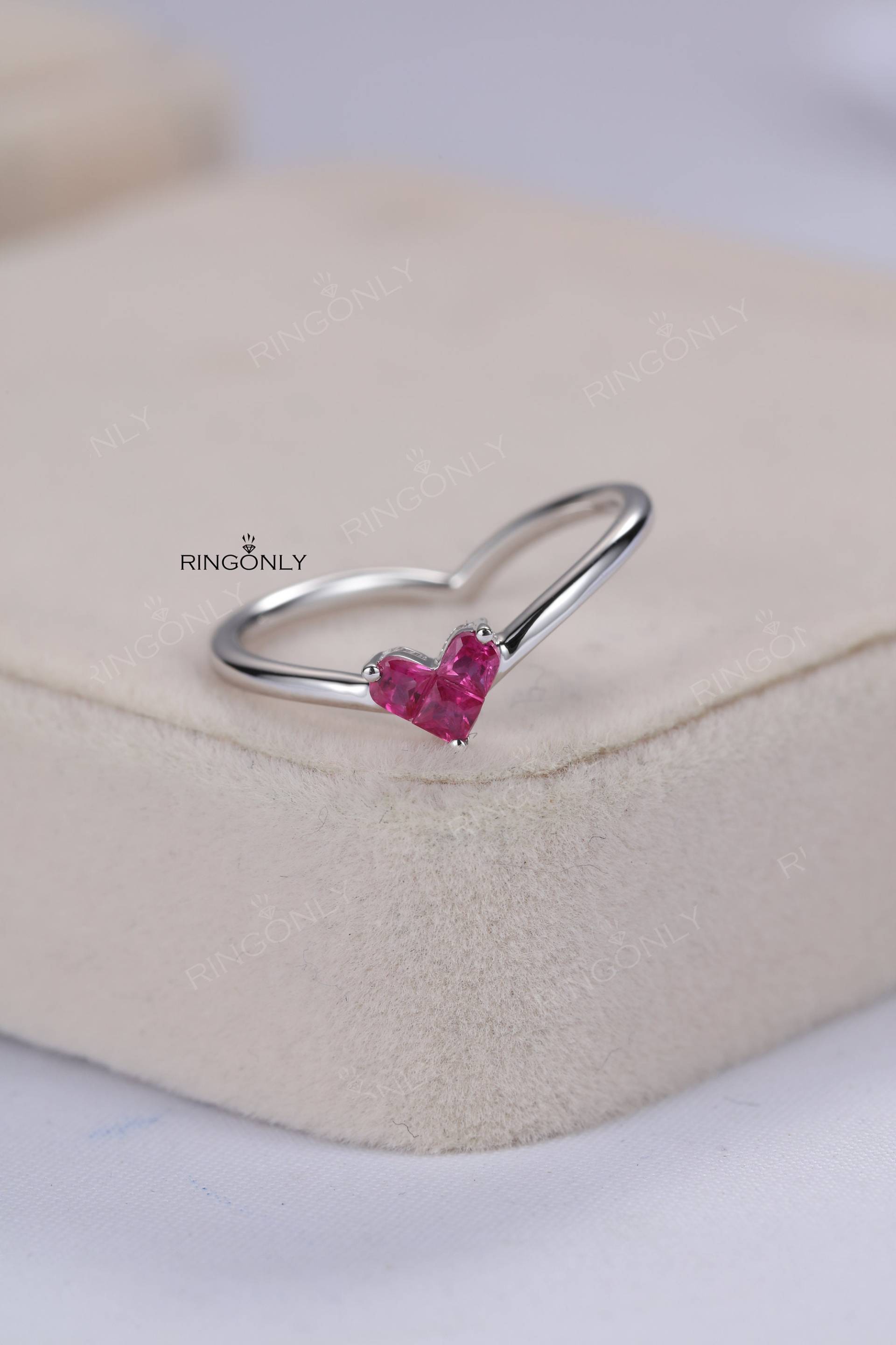 Weißgold Verlobungsring Art Deco Zarter Vintage Herz Chevron Ring Einzigartiger Stapelring Brautring Versprechen Jahrestag von RingOnly