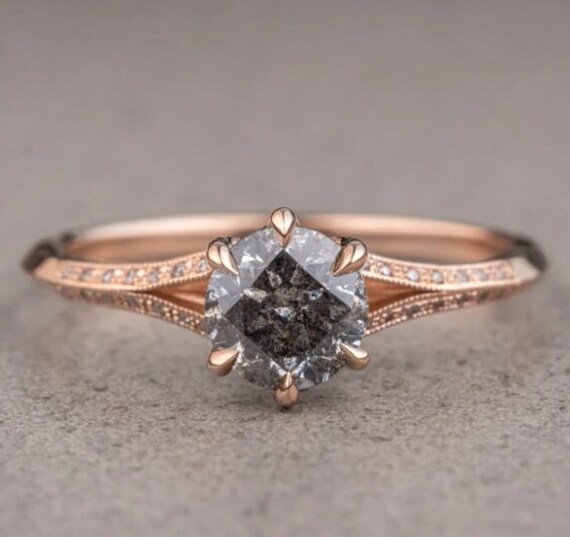 14K Massivgold Custom Salz Und Pfeffer Diamant Verlobungsring, Mackenzie-Einstellung, Runder Goldring, Art-Deco-Ring, Geschenk Für Liebe von Ringdiamondstudio