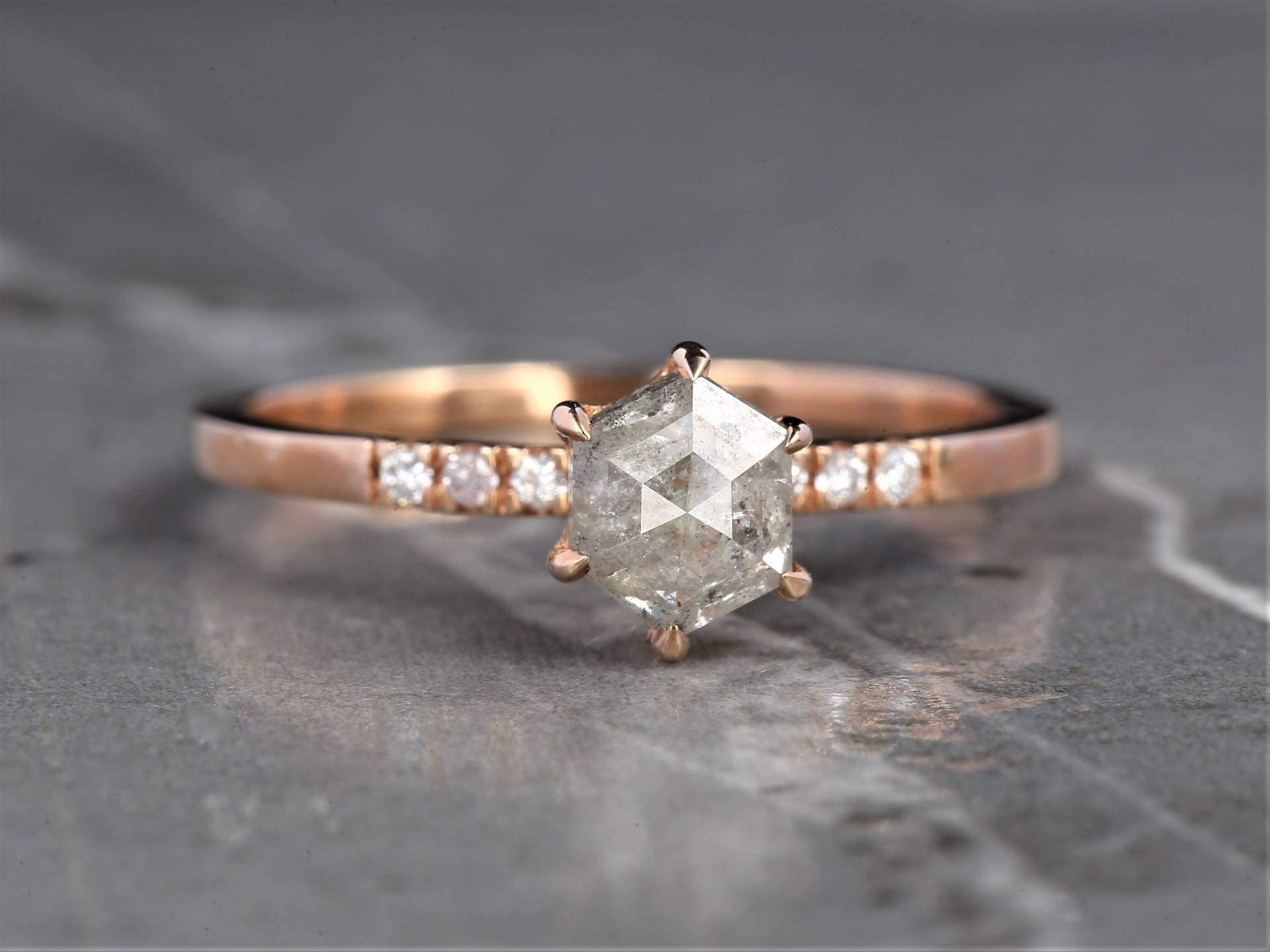 Salz Und Pfeffer Diamant Ring Hexagon Schliff 14K Gold Naturdiamant Für Verlobungsring Geschenk Sie Jahrestag von Ringdiamondstudio