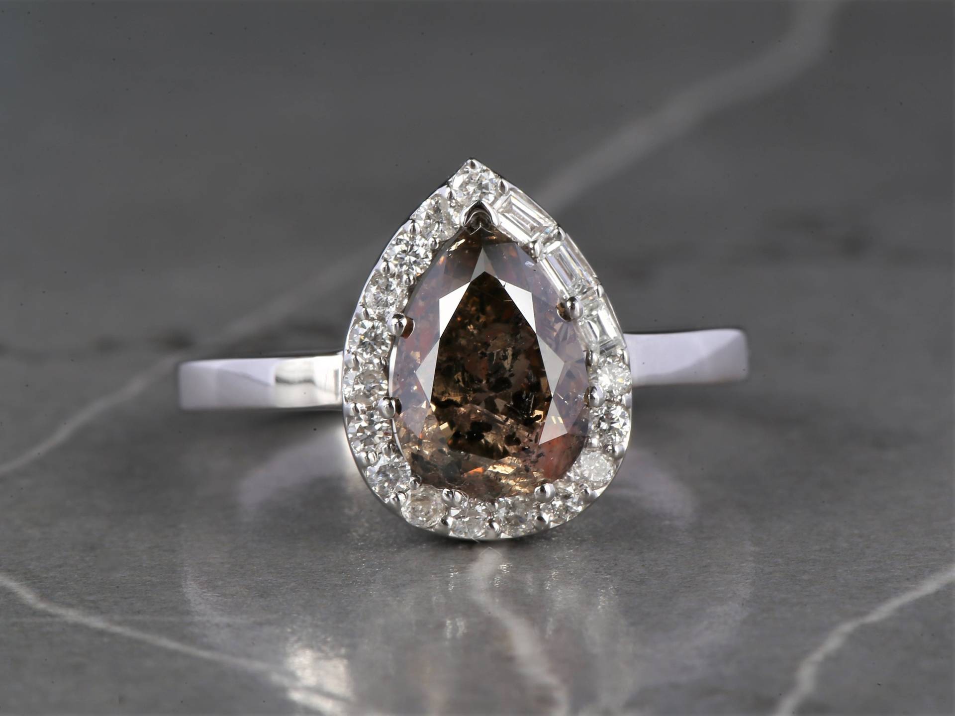 Salz Und Pfeffer Verlobungsring Ausgefallene Braune Farbe Diamant Im Tropfenschliff Geschenk Für Sie 14K Weiß Rose Gelb Gold Ring Valentinstag von Ringdiamondstudio