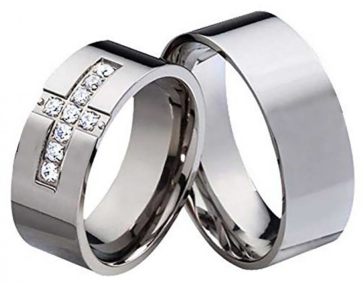 Titanringe als Partnerringe T015 mit Zirkonias von Rings-and-More