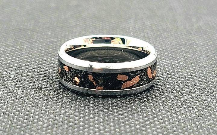 Meteorit Ring Männer, Kupfer Individuelle Ring, Geschenk Für Ihn, Moldavit, Ehering, Paare Galaxy Titan Wolfram von RingsNThingsWorkshop