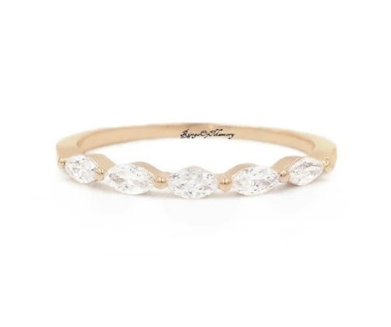 Moissanite Ehering, Marquise Schliff Stein 14K Gelb Gold Brautring, Jahrestag Versprechen Ring, Ring Für Frauen von RingsOfMemory