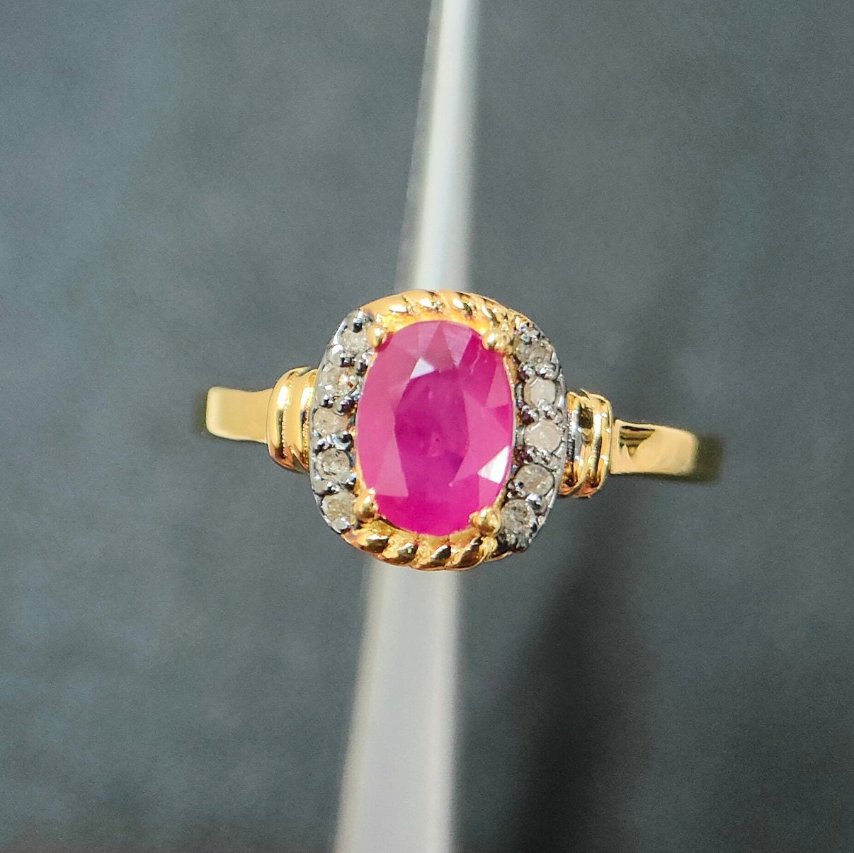 Natürlicher Rubin Diamant Ring, Vintage Design Massiver 925 Sterling Silber Edelstein Damen Geburtstag Jahrestag Geschenk Ring von RingsOfMemory