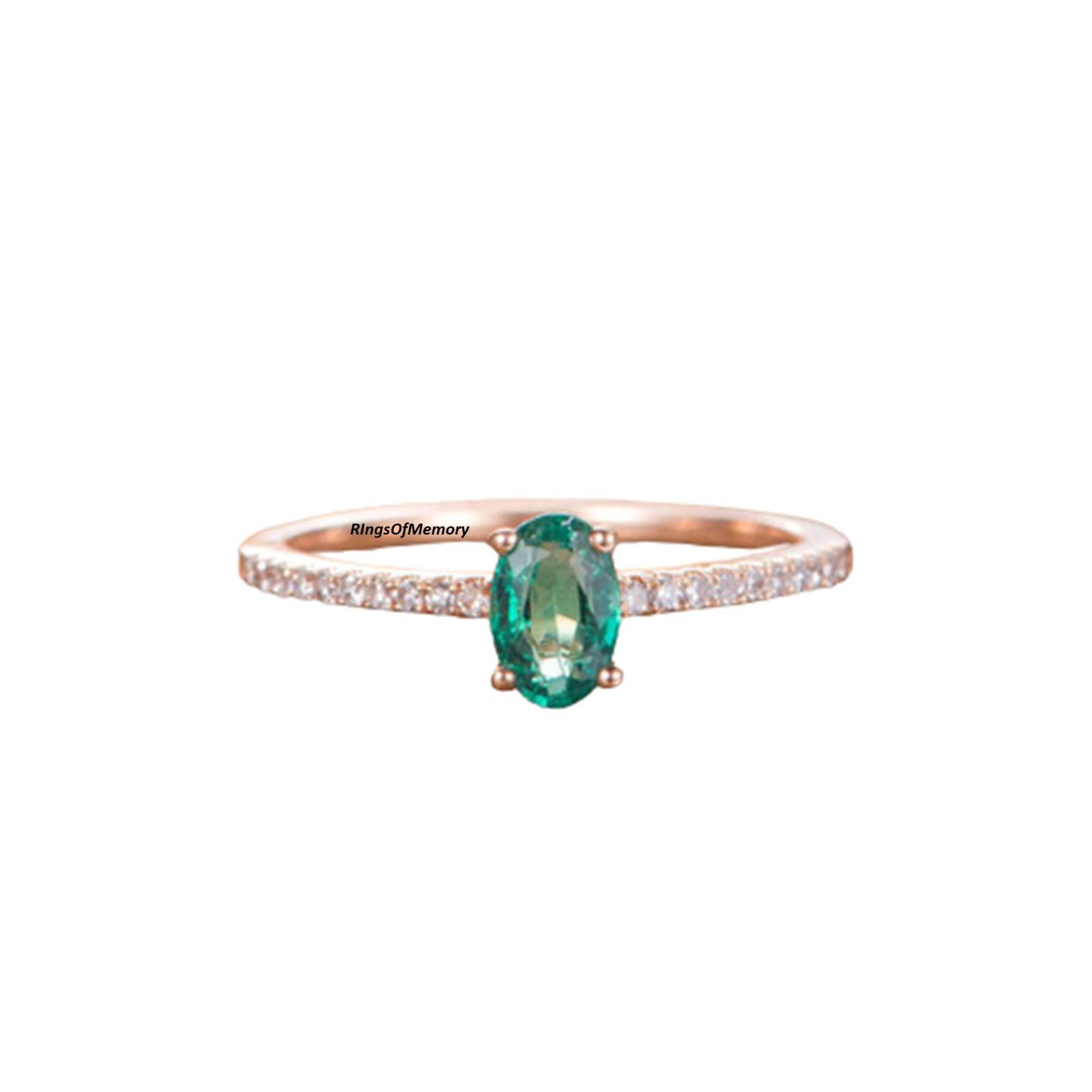 Natürlicher Smaragd Ehering, 14K Roségold Ring, Mai Geburtsstein, Oval Vintage Solitär Verlobungsring Für Sie von RingsOfMemory