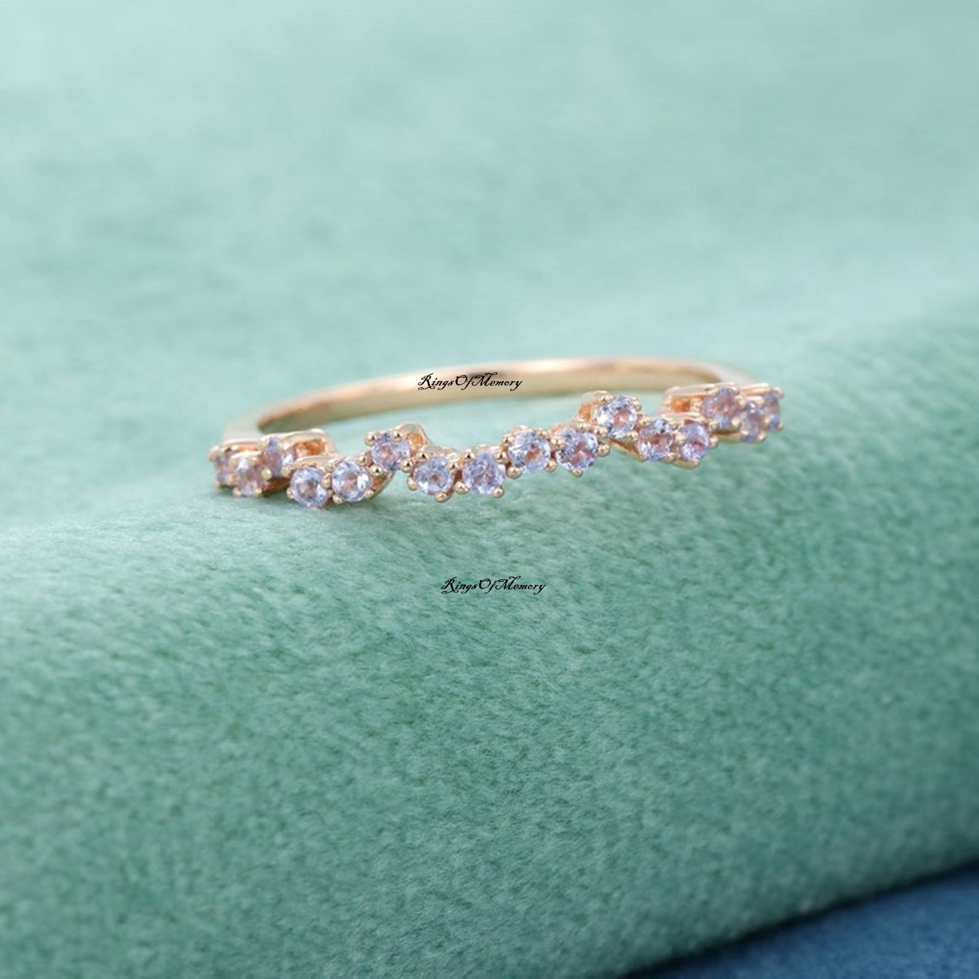 Tansanit Ring, Ehering, Rose Gold Zierlicher Vintage Verlobungsring, Stapelring, Geschenk Für Sie von RingsOfMemory