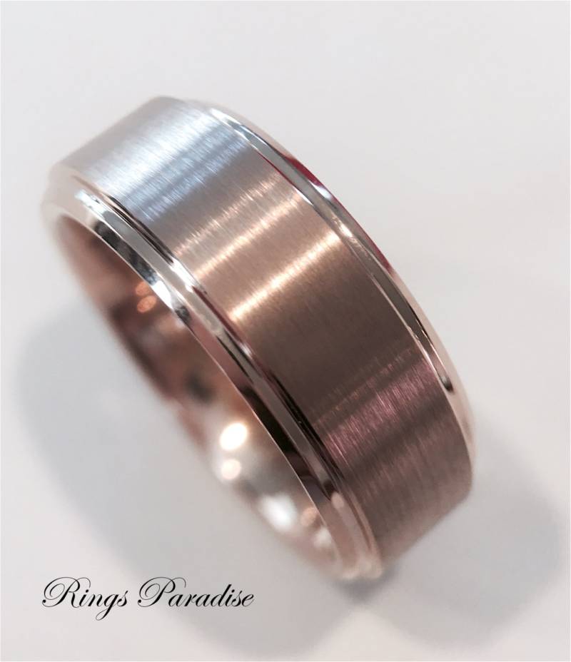 Ehering Aus Wolfram in Roségold | Verlobungsring Für Sie Und Ihn Gebürstete Mitte Mit Polierter Stufenkante 6mm 8mm Kommentierter Ring von RingsParadise
