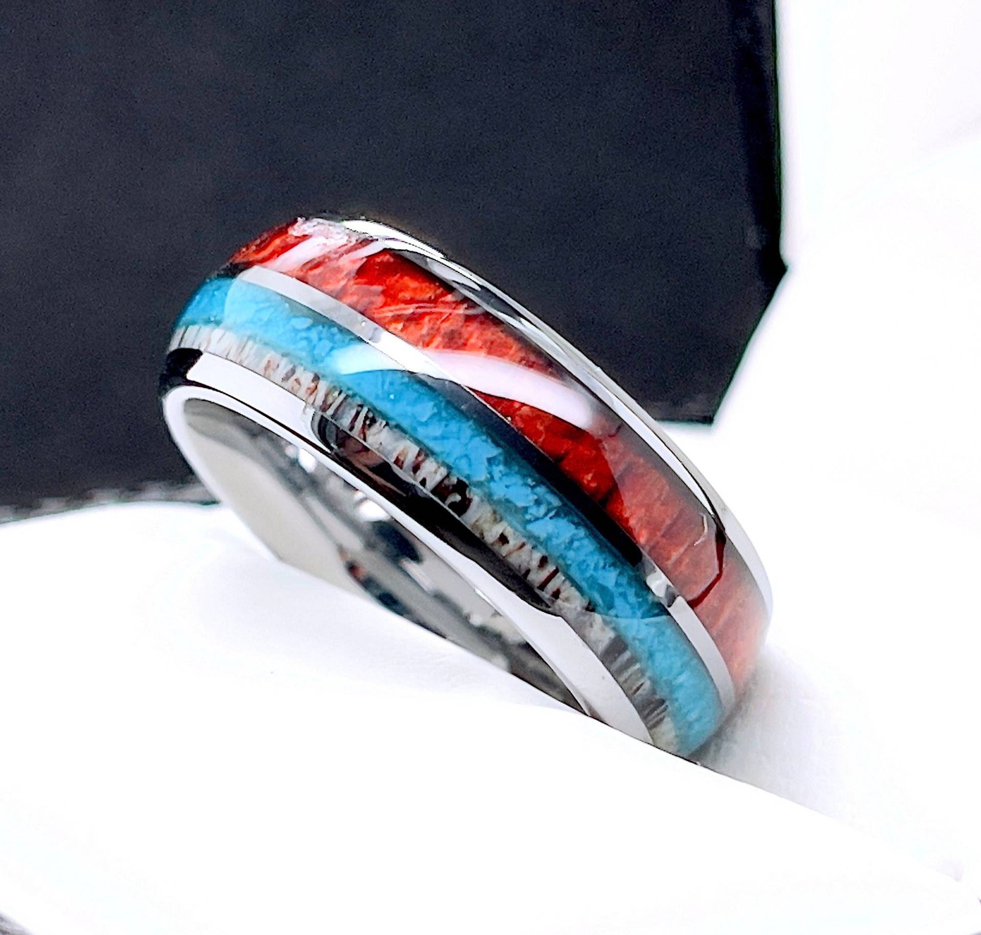 Eheringe-Set Aus Türkisfarbenem Holz Und Geweih Wolframkarbid | Ringe Für Sie Ihn Passende Eheringe Paare 8 Mm Komfortpassform Eheringe-Set Aus Türkisfarbenem Holz Und Geweih Wolframkarbid | Ringe Für Sie Ihn Passende Eheringe Paare 8 Mm Komfortpassform von RingsParadise