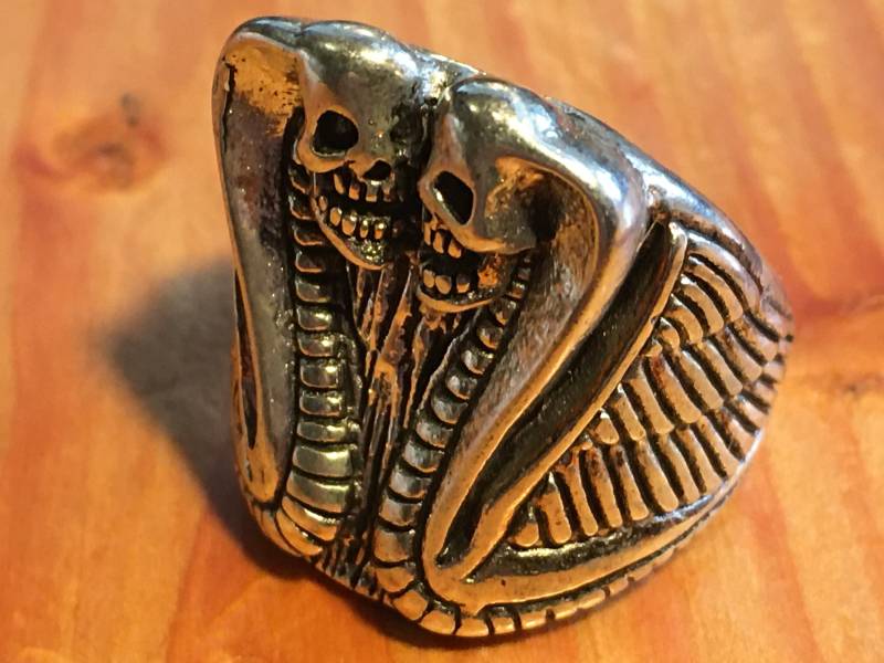 Doppelkopf Cobra Ring # D-4 Doppelkopf Cobra Ring # D-4 von RingsRocksNRelics