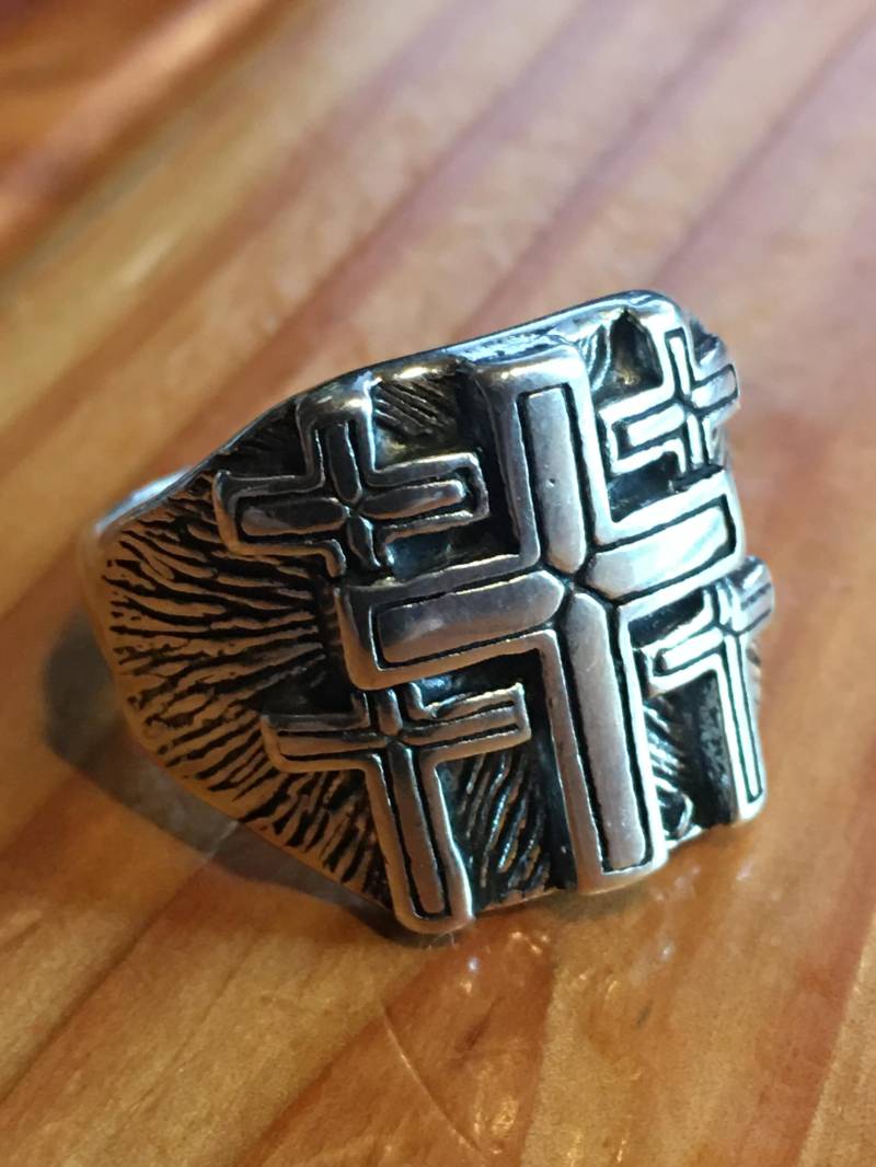 Kreuz Ring Kreuz Ring von RingsRocksNRelics