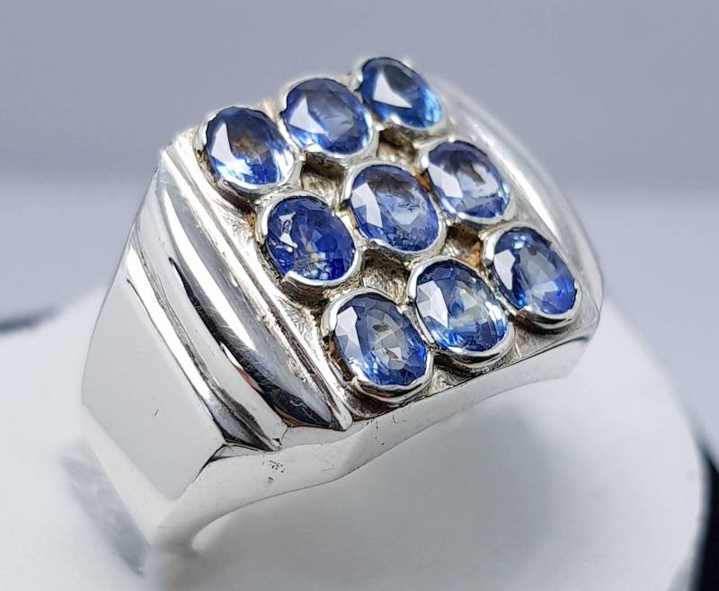 Natürlicher Ceylon Saphir Ring Band Hochzeit Bann Rich Blue 3 Stein Klarsteine Echtstein Herren Neelam Bänder von RingsWear