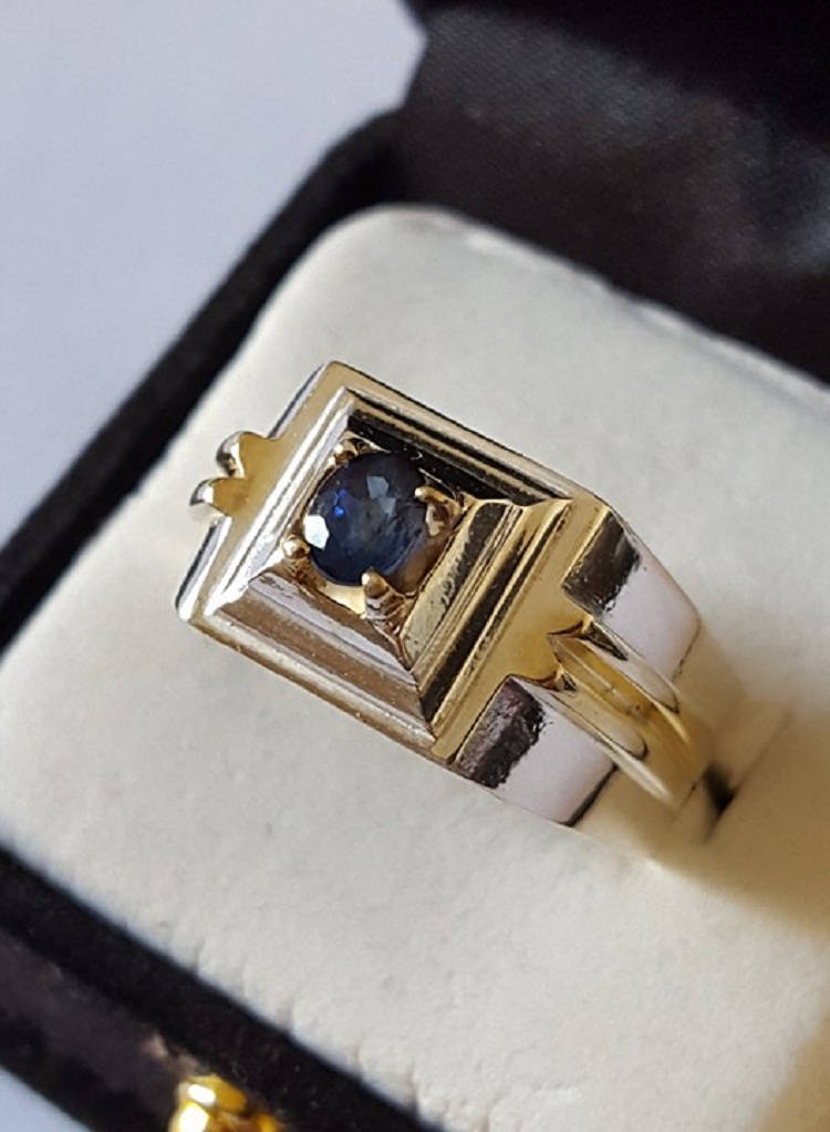 Rich Blue Transparent Saphir Dunkelste Blau Tolle Farbe Und Lüster Ring Neelam 925 Sterling Silber Mit Gold Farb Touch von RingsWear