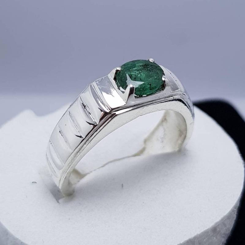 Unbehandelter Unbehandelter Sattgrüner Smaragd Ring Dunkelgrün Smaragdband Stein Dunkeltiefer Großer Lüster Unter 1 Ct Shia Ringe von RingsWear