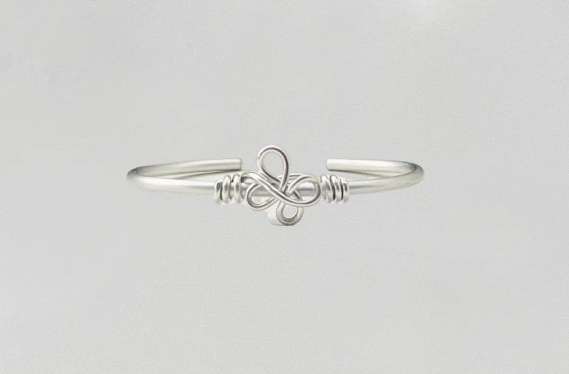 Armreif Organic Form Blume Rostfrei Verstellbar Wasserfest Bangle Silberarmreif von RingsbyLuu
