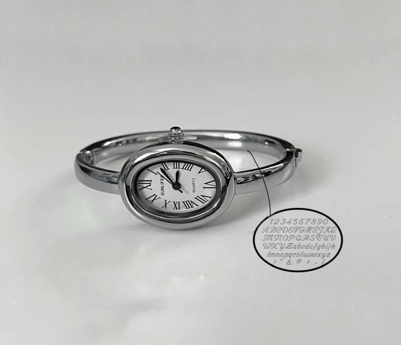 Gravierte Uhr Armreif Personalisiert Graviert Edelstahl Rostfrei von RingsbyLuu