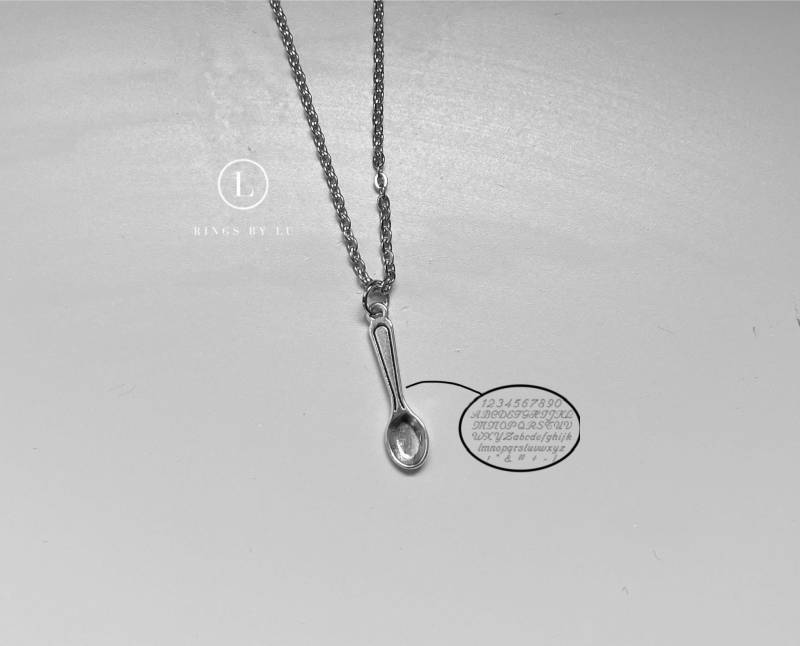 Personalized Silver Spoon Necklace With Engraving Stainless Löffel Kette Mit Gravur Rostfrei Wasserfest von RingsbyLuu