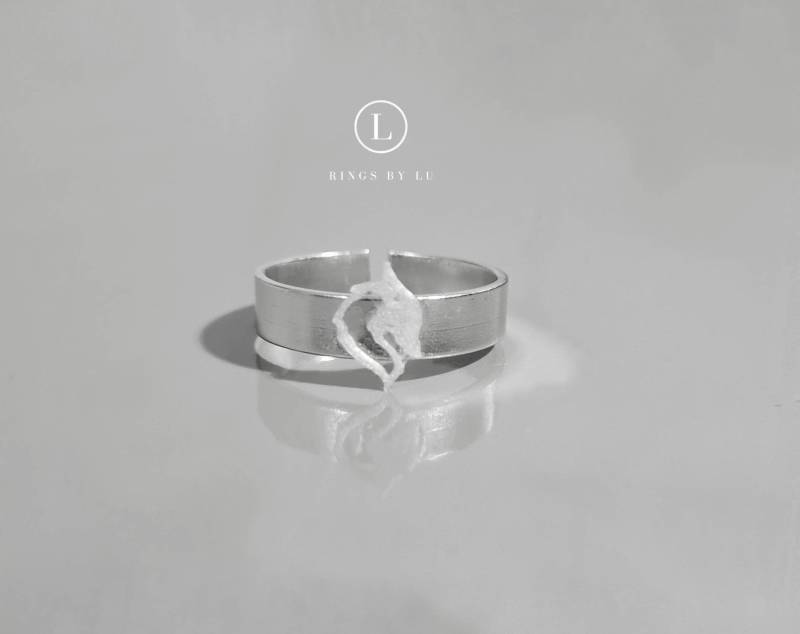 Ring Wolfskopf | Gravur Innen Nach Wunsch Personalisiert Rostfrei Anti Tarnish Unisex| Lightweight Verstellbar Engraved Silber von RingsbyLuu