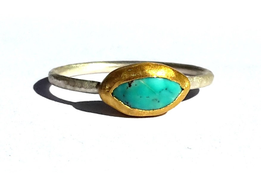 Marquise Türkis in 24K Solid Gold Und Silber Ring-Zierliche Ring-Mixed Metals Ring-24K Ring-Made To Order von Ringsland