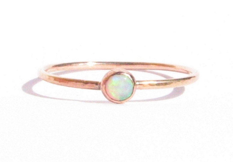Opal Solid Rose Gold Dünnen Ring-stacking Ring-Thin Ring-Opal Verlobungsring-Opal Gold-Gold Ring-Made To Order von Ringsland