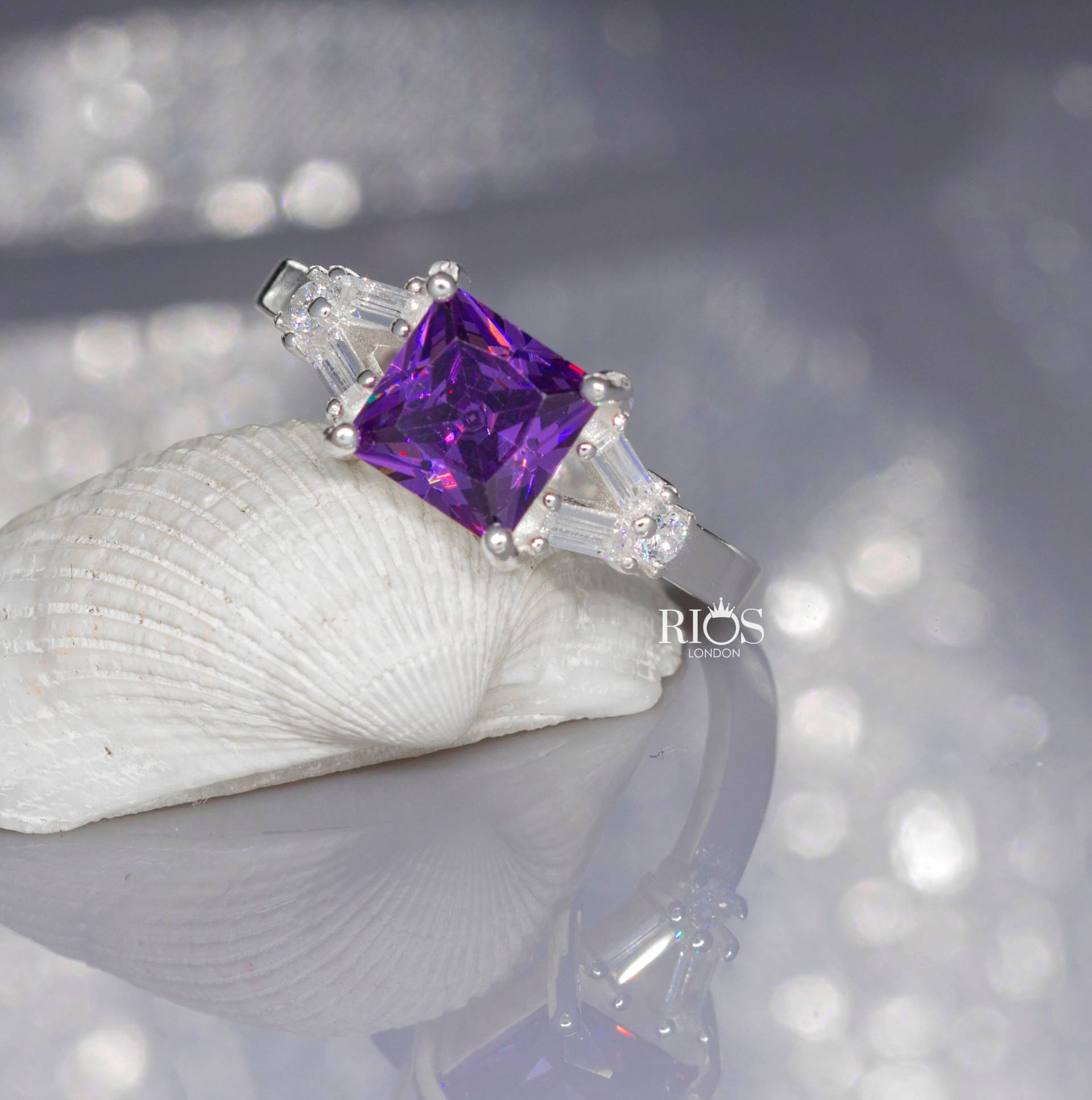 Amethyst 925 Sterling Silber Kissen Edelstein Schmuck Ring - Statement Lila Stein/Boho Einzigartig Mode Rios London Amethyst 925 Sterling Silber Kissen Edelstein Schmuck Ring - Statement Lila Stein/Boho Einzigartig Mode Rios London von RiosLondon