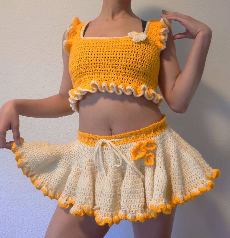 Blumen Top, Weiß | Teil Eines Sets von RiotCreationsCrochet