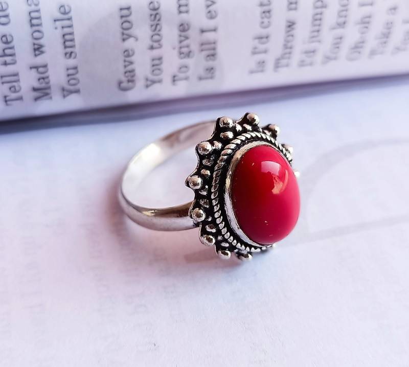 Rote Koralle Ring-Unikat Ring-Handgefertigter Designer Ring-Edelstein Ring-statement Ring-Weihnachten Geschenk-Jahrestag Geschenk Für Sie von Rishijewelrycreation