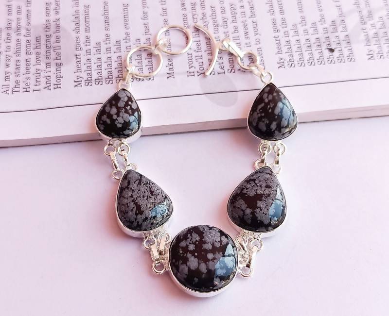 Schneeflockenobsidian Armband - Edelstein Schmuck - Bettelarmband - Jahrestag Geschenk - Schmuck von Rishijewelrycreation