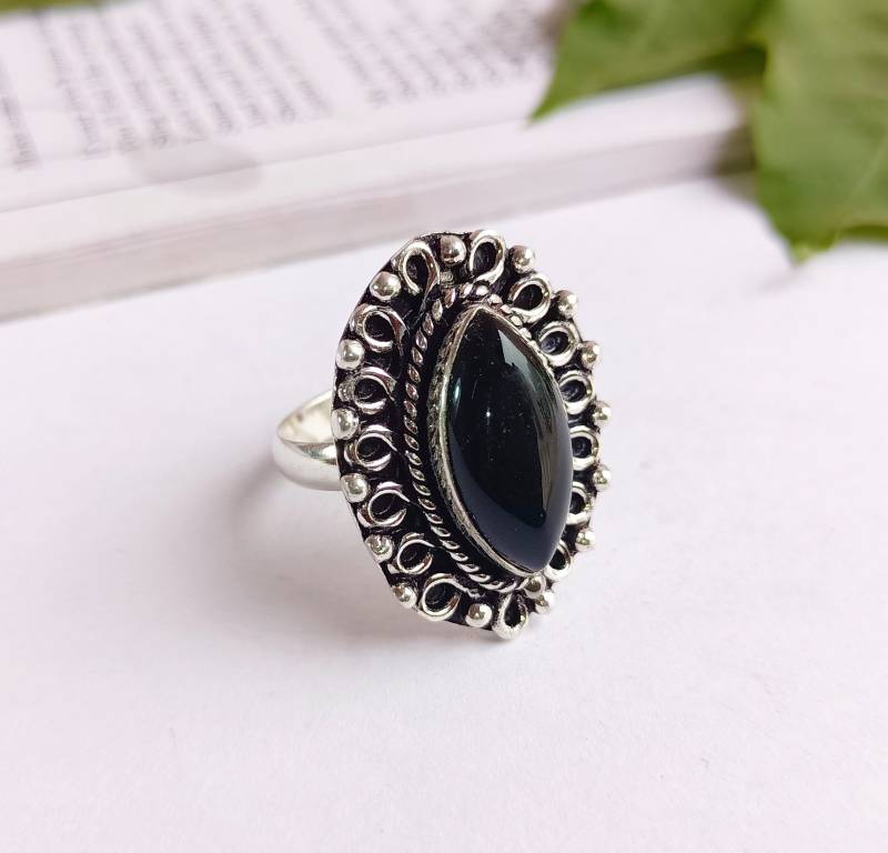 Schwarzer Onyx Edelstein Ring Sterling Silber Einzigartiger Für Frauen von Rishijewelrycreation