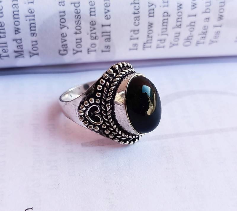 Schwarzer Onyx Ring-Statement Ring-Schwarzer Statement Ring-Handmade Ring-Antik Ring-Zierliche Ring-Boho Ring-Balck Schmuck von Rishijewelrycreation