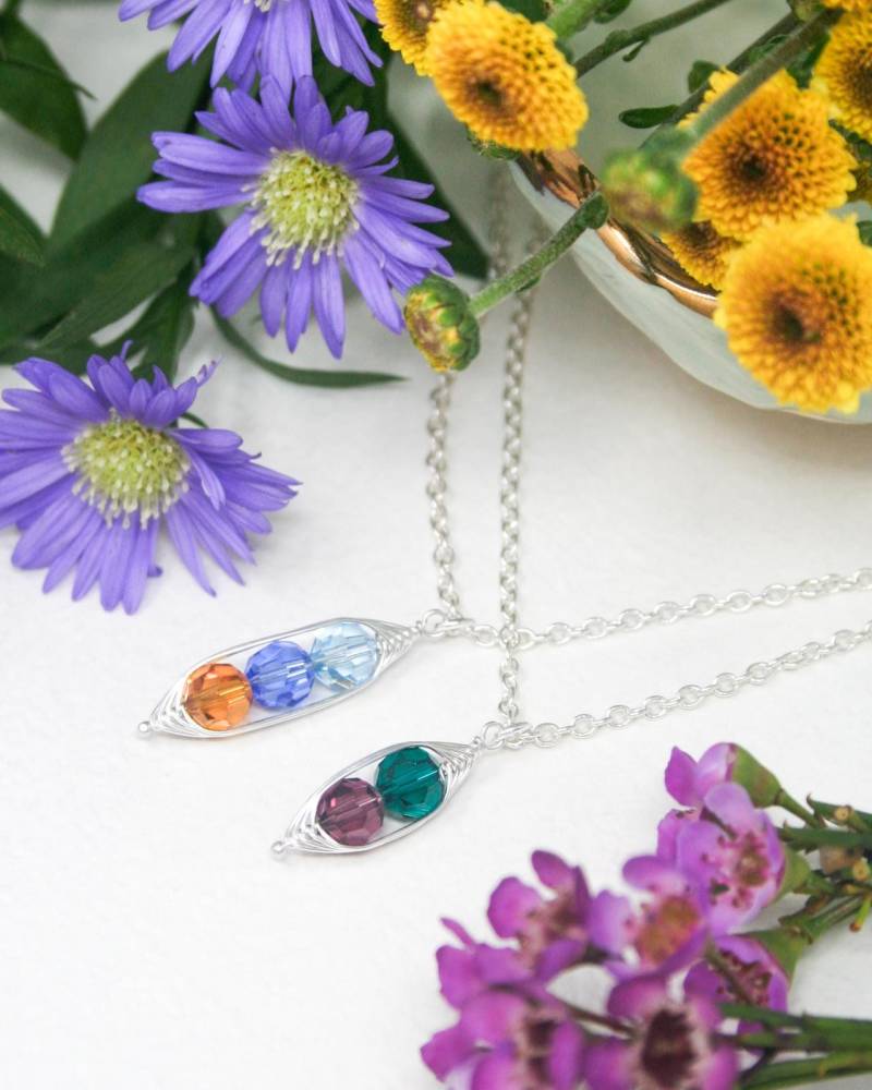 Geburtsstein Erbsenschote, Erbsenschote Halskette, Benutzerdefinierte Geburtsstein, Personalisierte Anhänger, Sinnvolles Geschenk Für Neue Mütter von RisingJewelryShop
