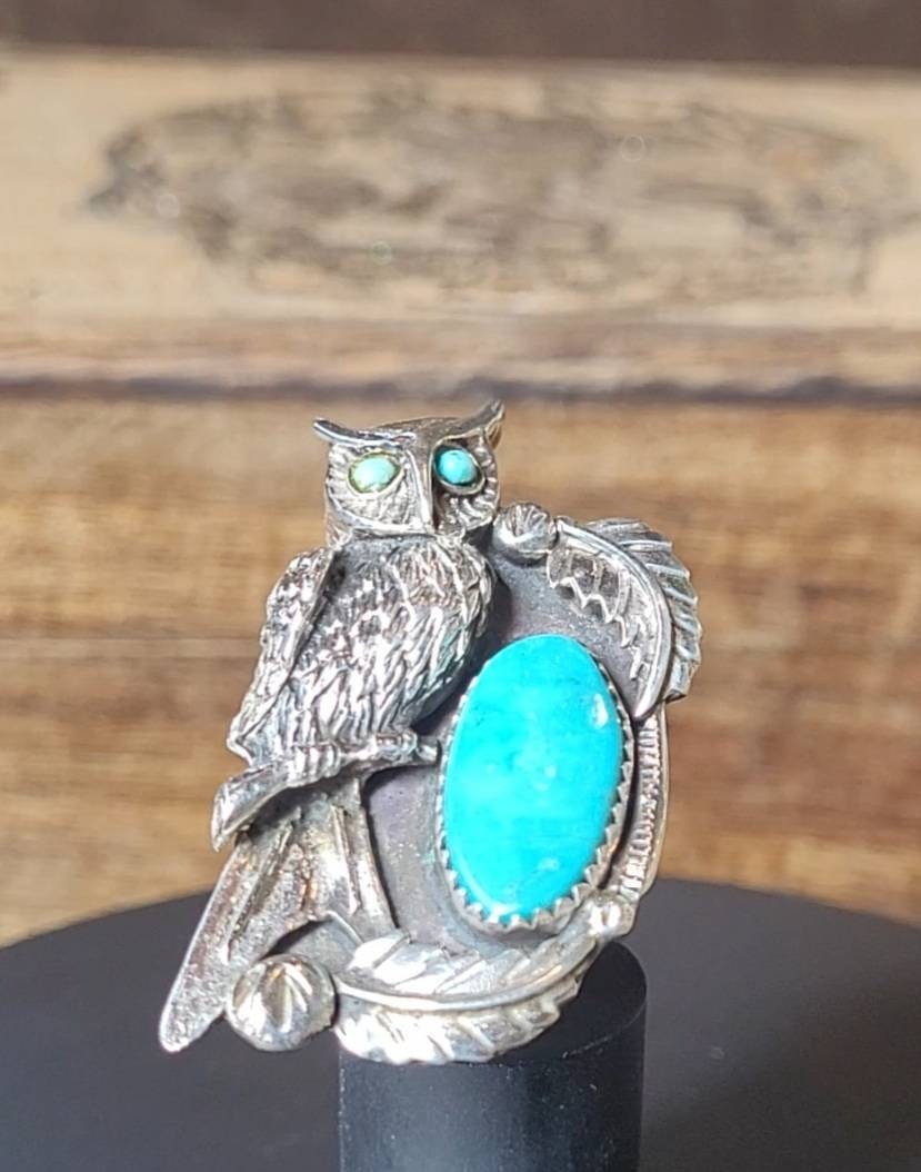 Vintage Hopi Johnny Blue Jay Eule Ring von RisingThunderJewelry