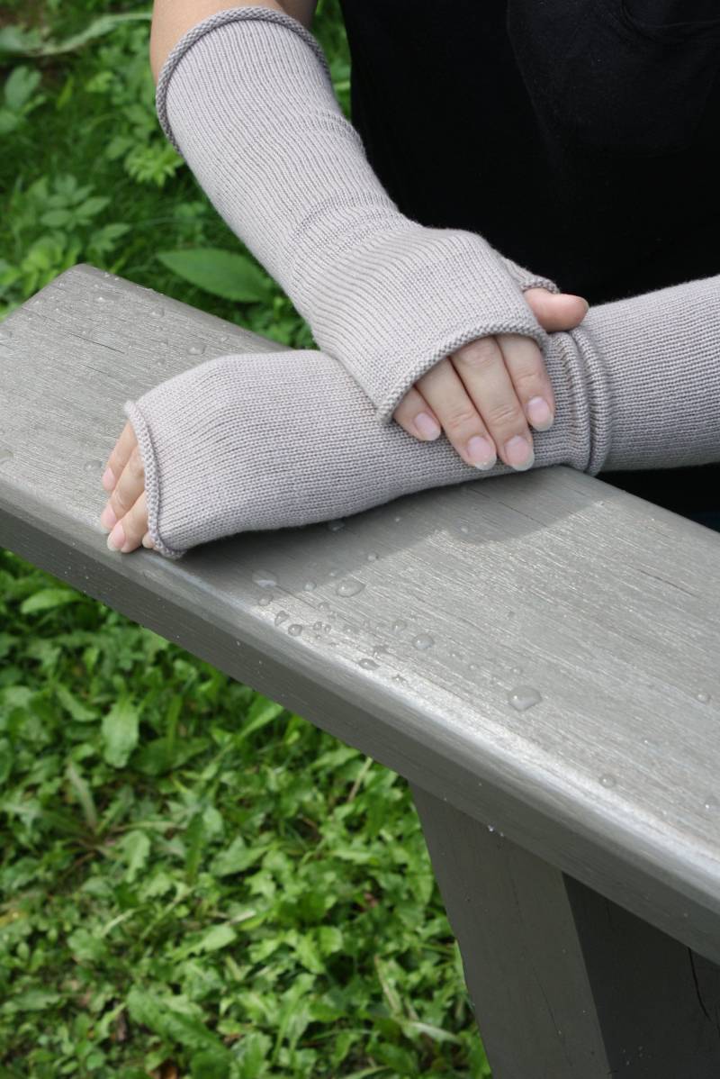 Lange Fingerlose Handschuhe Aus Reiner Merinowolle, Wolle Yoga Armstulpen von RistinaKnittingJazz