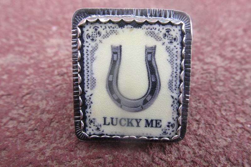 Lucky Me Hufeisen Cocktailring Sterling Silber Und Schrumpffolie Schmuck Lucky Me Hufeisen Cocktailring Sterling Silber Und Schrumpffolie Schmuck von RistraRanch