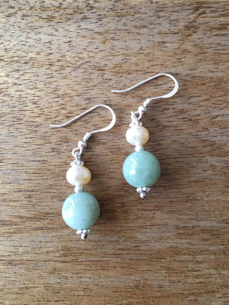 Jade Ohrringe, Süßwasserperle Und Perlen Grüne Perle, Echte Zuchtperle 925 Sterling Silber Ohrringe von RitaCollection