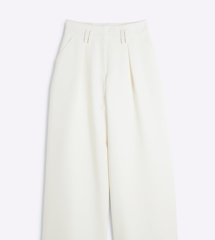 River Island Petite - Hose in Cremeweiß mit hohem Bund und weitem Bein von River Island Petite