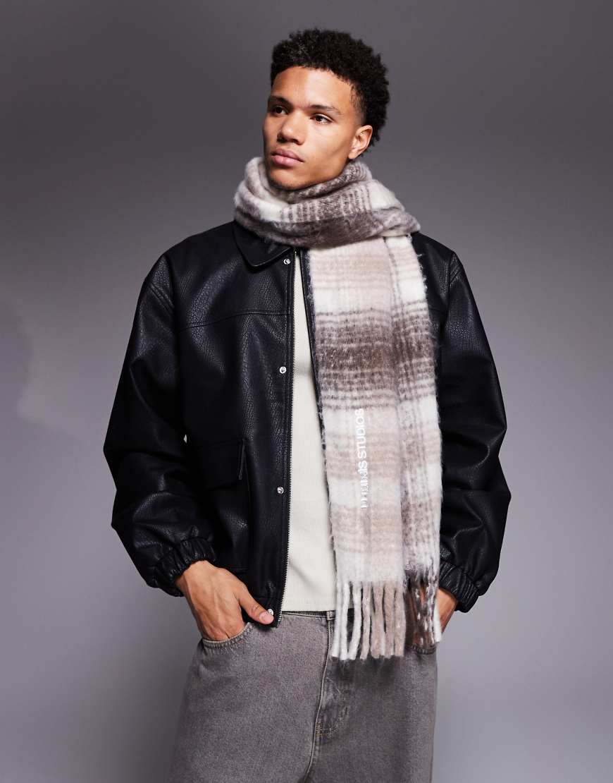 River Island - Angerauter Schal in Braun mit Karomuster-Brown von River Island