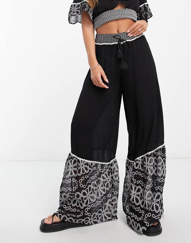 River Island - Bestickte Hose mit weitem Schnitt in Schwarz, Kombiteil von River Island
