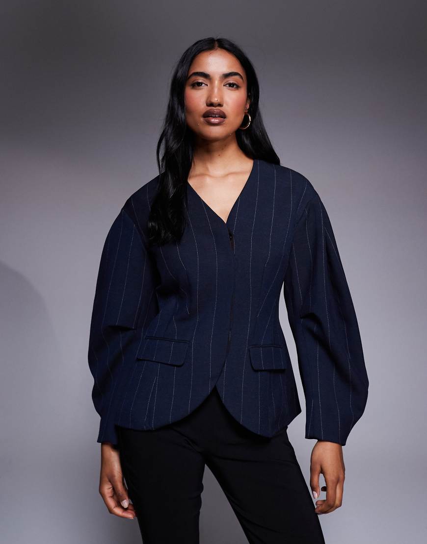 River Island - Blazer in Marineblau mit Kokon-Ärmeln und Nadelstreifen von River Island