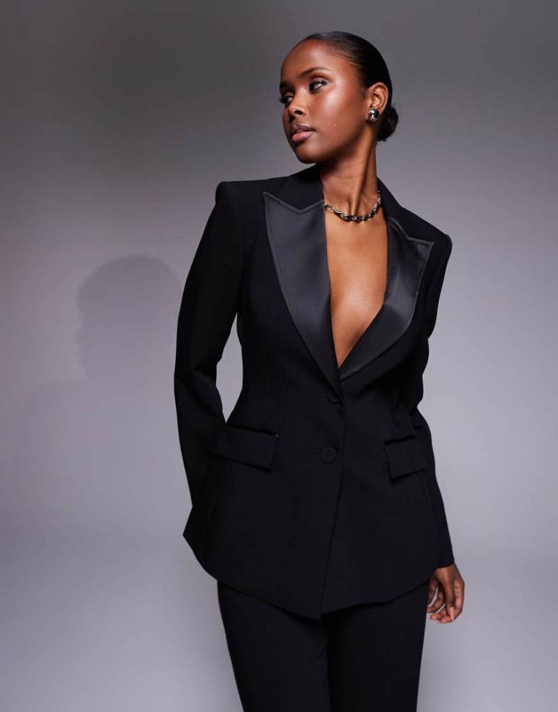 River Island - Blazer in Schwarz mit Kontrast-Kragen von River Island