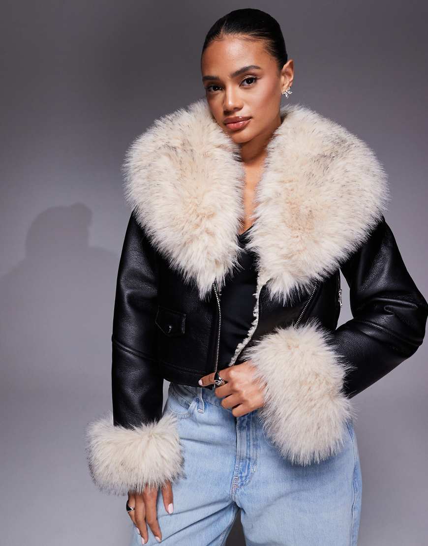 River Island - Cropped Bikerjacke in Schwarz mit Kunstpelzkragen von River Island