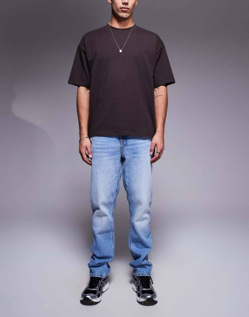 River Island - Gerade geschnittene Jeans in verwaschenem Hellblau von River Island