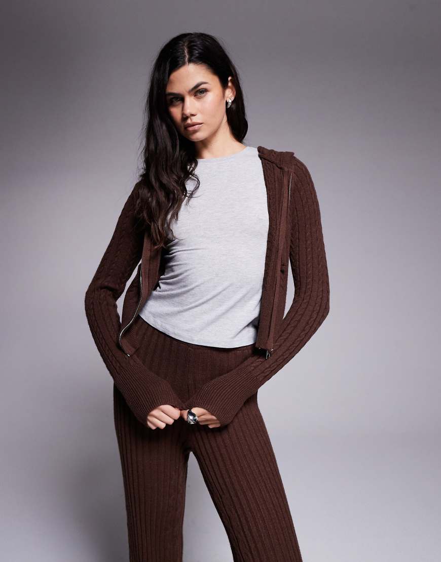 River Island - Gestrickter Loungewear-Kapuzenpullover in Dunkelbraun mit Zopfmuster, Kombiteil-Brown von River Island