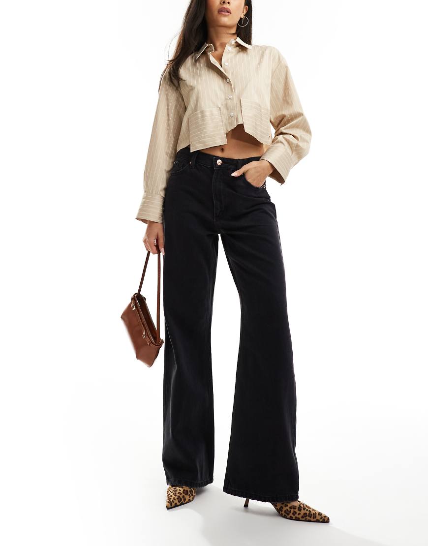 River Island - Jeans in Schwarz mit geradem Bein von River Island