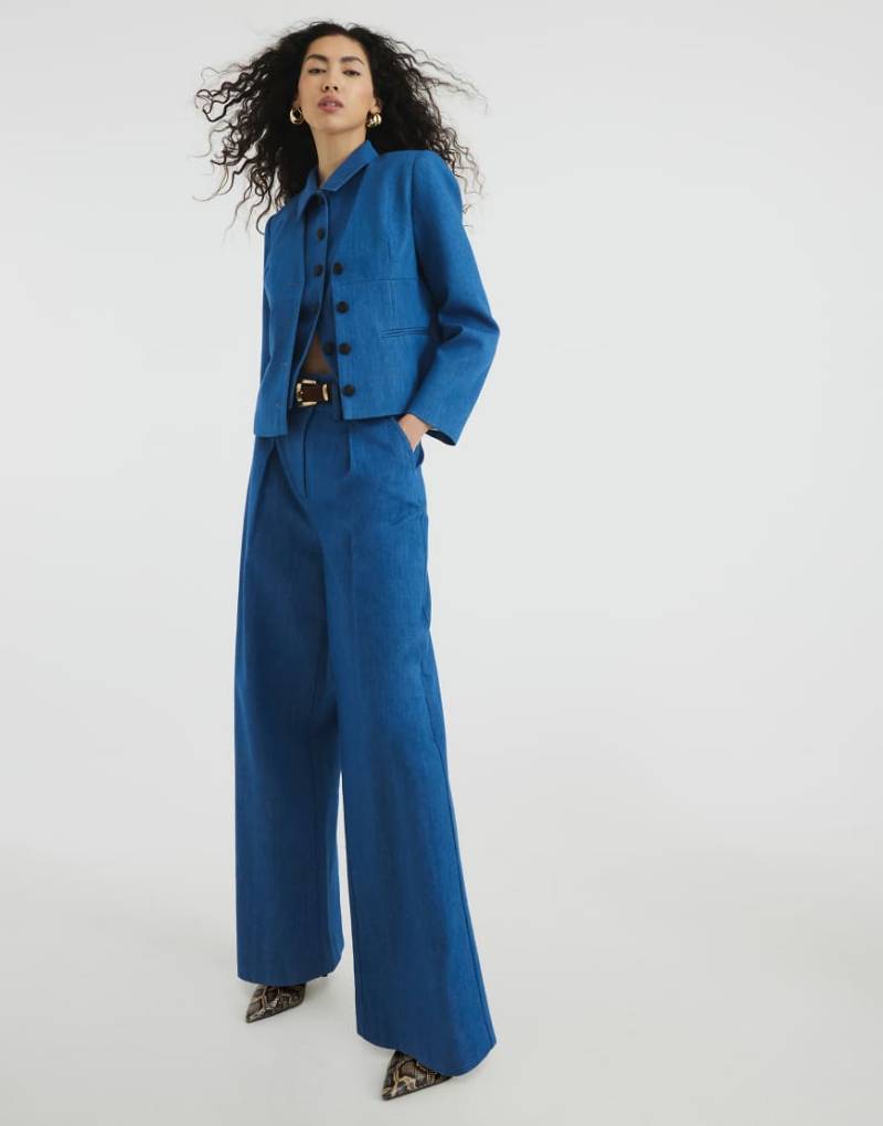 River Island - Jeanshose in mittelblauer Waschung mit weitem Bein von River Island
